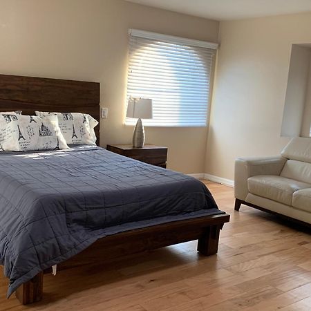 Pacific Breeze Right Next To Huntington Beach Pier! Steps From Beach!! Zewnętrze zdjęcie